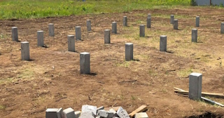 Фундамент на забивных жб сваях под ключ в Спасске-Дальнем - фундамент из забивных железобетонных свай цена от 3133 руб/м2
